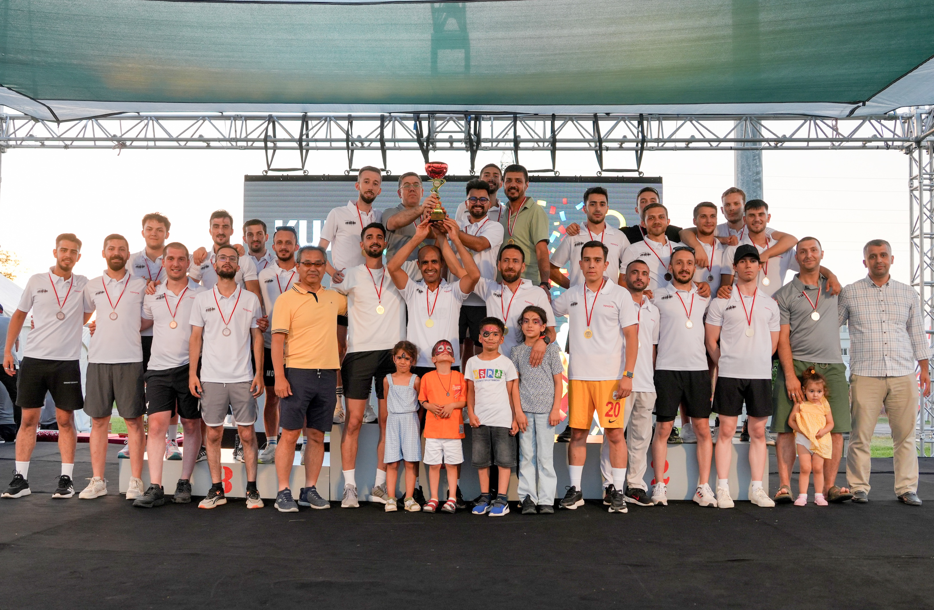 Toyota Otomotiv Sanayi Türkiye çalışanlarına    ‘Ekiden Yarışması’ ile birlik ve dayanışma dopingi