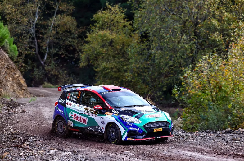 Castrol Ford Team Türkiye, Ege Rallisi’nde Genç Pilotları ile Zirvedeydi