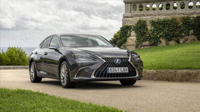 Lexus ES sedan, 3 milyon satış barajını geçti