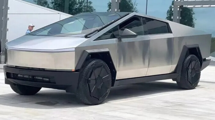 Tesla Cybertruck, kış testlerine hazır