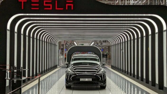 Tesla'dan Almanya kararı! Üretim hedefleri düştü
